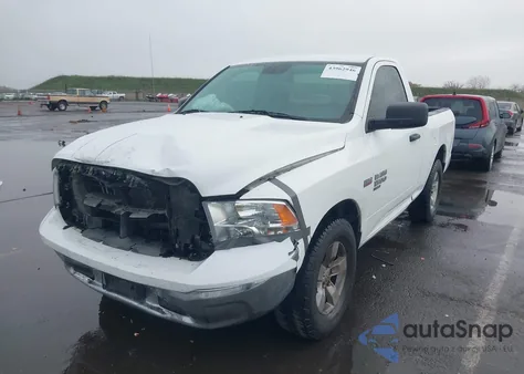 2019 Ram 1500 Classic Tradesman 4X2 6'4 Box z USA, uszkodzony, nr VIN 3C6JR6ATXKG722958